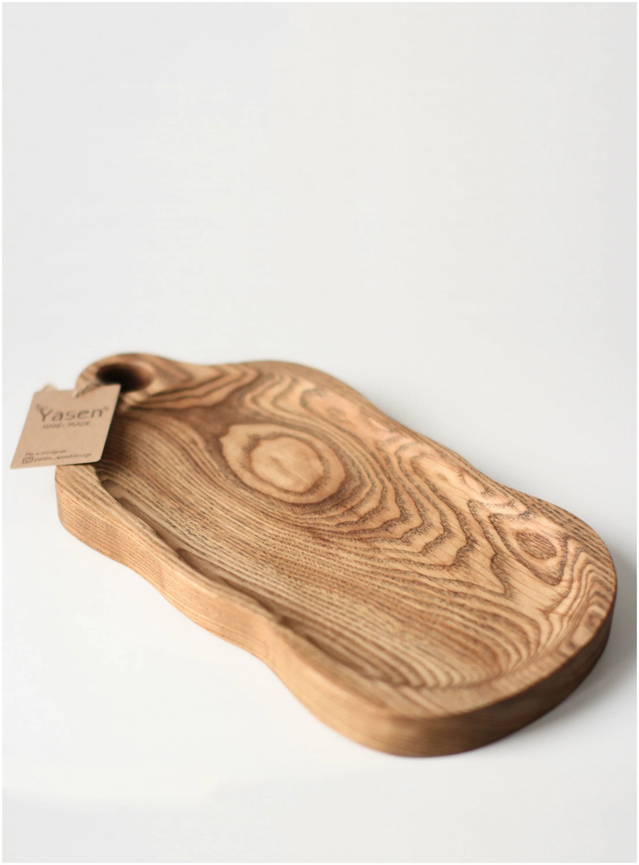 Разделочная доска из дерева под. Оригинальные разделочные доски из дерева. Разделочная доска. Разделочная доска. Доска разделочная деревянная.