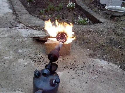 Требования при работе с паяльной лампой