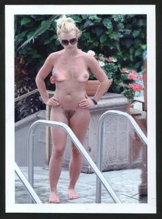 Britney spears totally nude big breasts hairy pussy color new reprint photo...