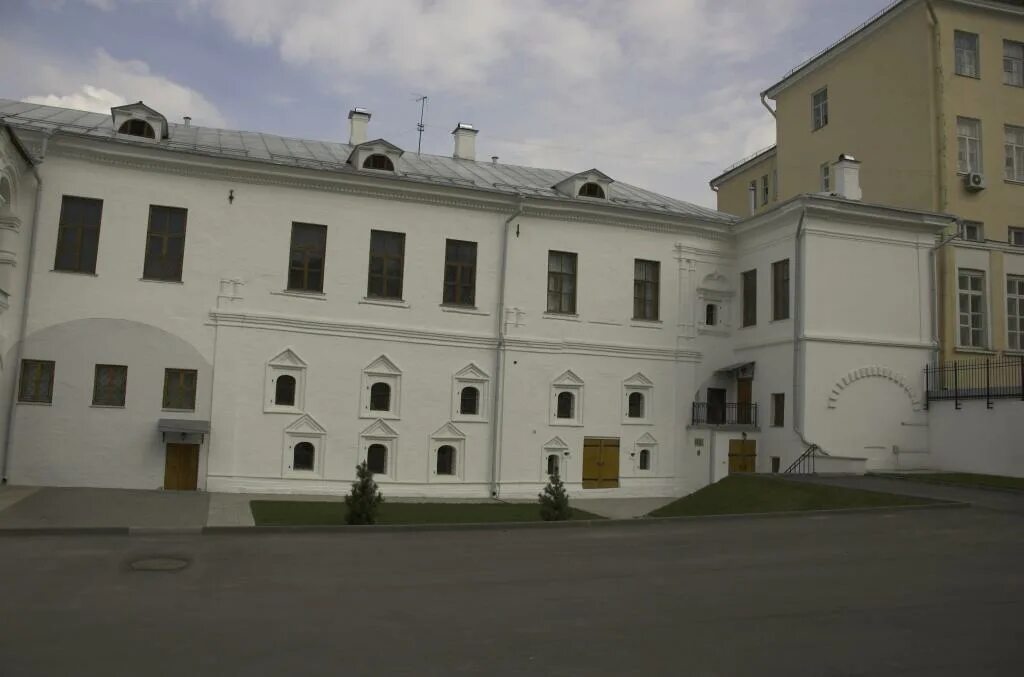 Усадьба лопухиных в москве. Усадьба лопухиных в малом знаменском переулке. палаты лопухиных в малом знаменском переулке. усадьба лопухиных в москве музей рериха. палатах лопухиных в малом знаменском.