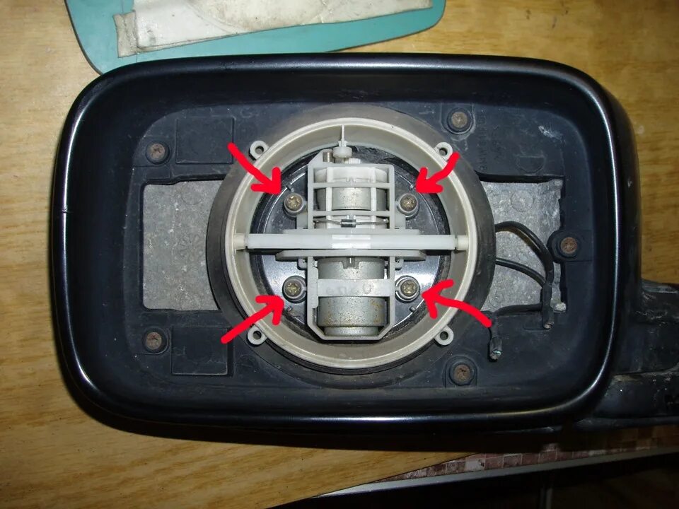 Моторчик зеркала BMW e38. Моторчики в зеркалах авто. Зеркал БМВ обогрев. Моторчики зеркал купить