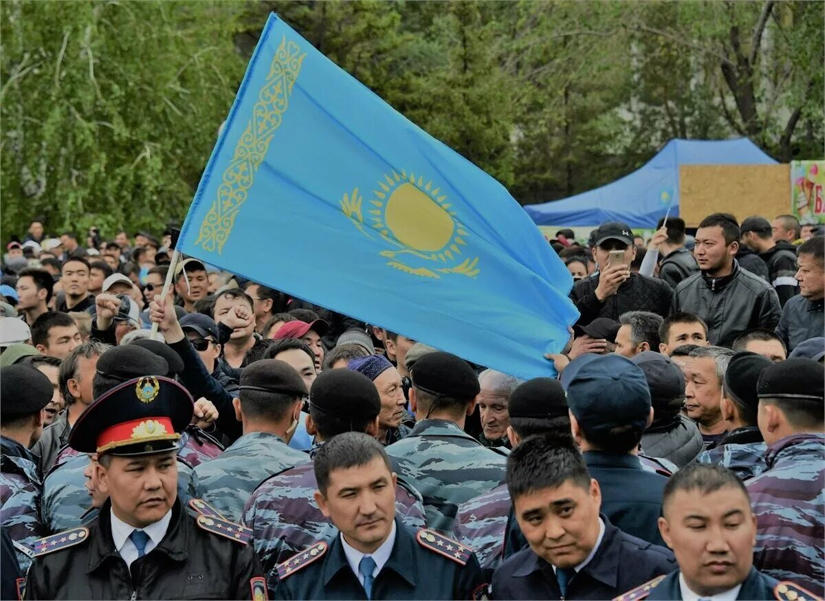 Митинги в Казахстане 2022. События в Казахстане. Цветная революция в Казахстане. Массовые протесты в Казахстане.