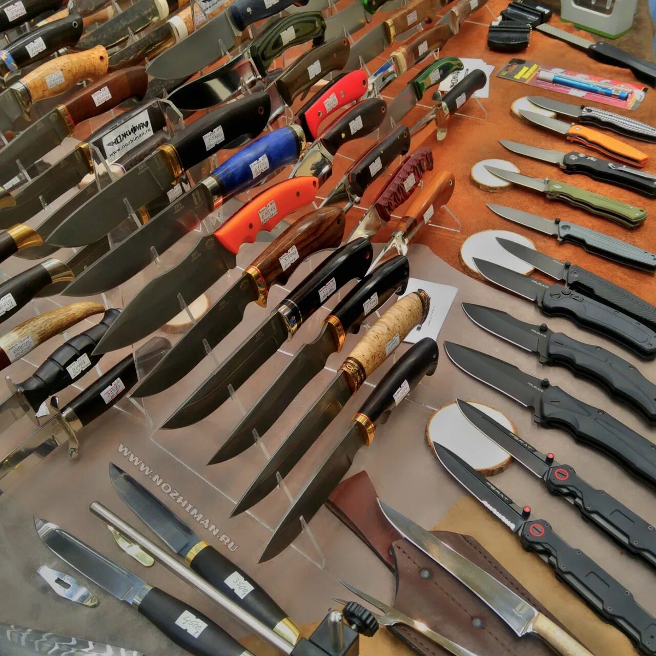 Выставка ножей. Выставка клинок. Выставка ножей в Москве. Выставка ножей в Санкт-Петербурге.