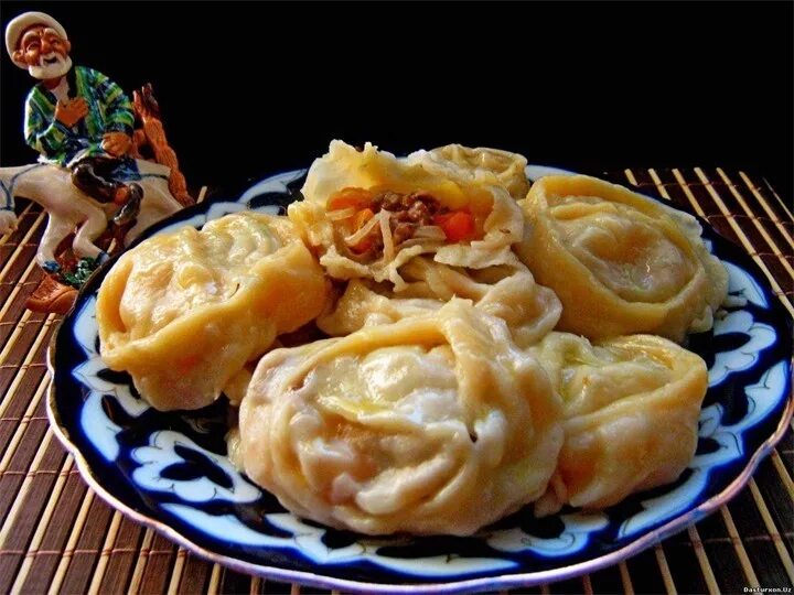 Тыква манты по узбекски. Манты с тыквой по-узбекски. манты по узбекски. манты из тыквы. манты из тыквы по узбекски.