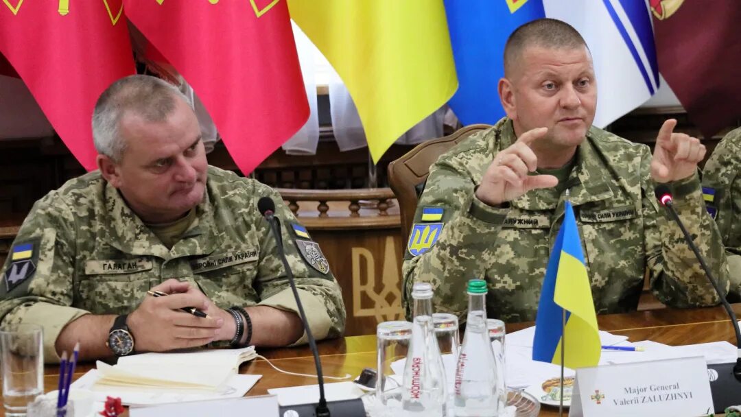 залужный зал. валерий залужный и зеленский. залужный в раде видео. залужный в раде видео. украинские политики.