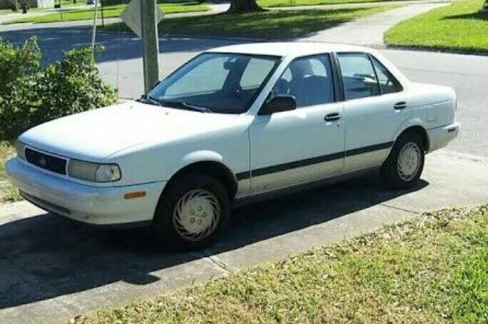 File:1993-94 Nissan Sentra Coupe.JPG - Wikipedia