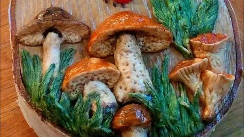 Грибы из соленого теста