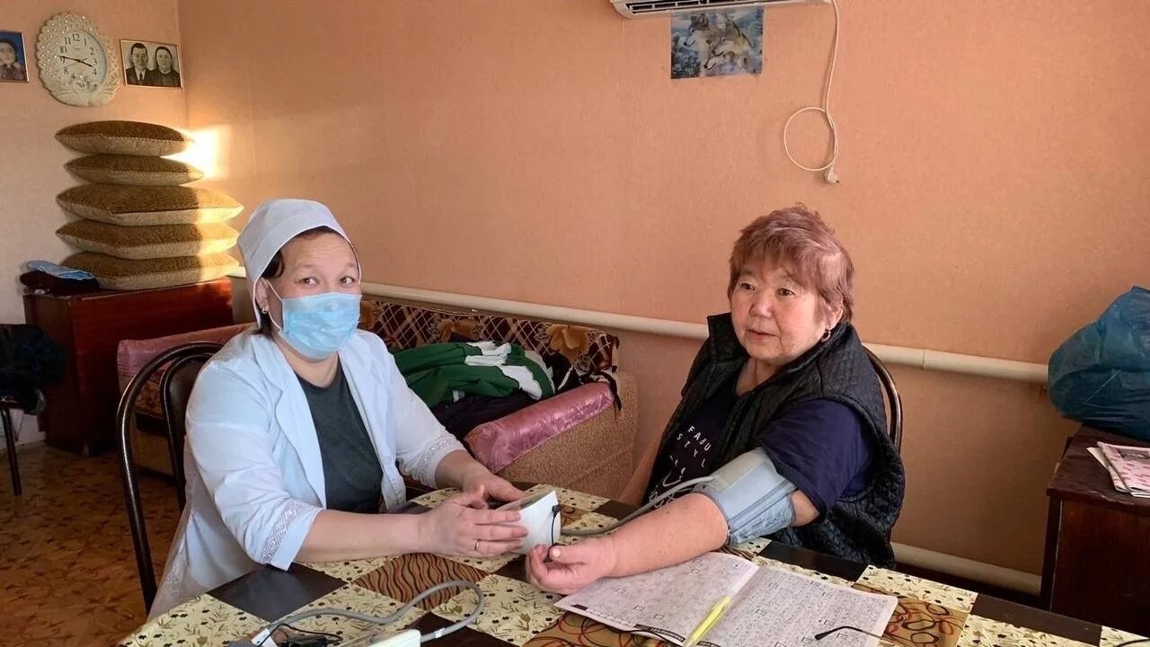 Фельдшер. Лучший фельдшер оренбургской области 2018. Помощник фельдшера. Медицинский работник. Помощник фельдшера.