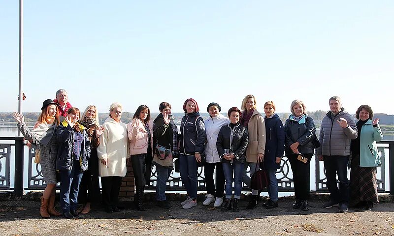 редакция журналисты. данные сотрудника компьютер. работник издательства. издательство просвещение сотрудники. сотрудники издательства.