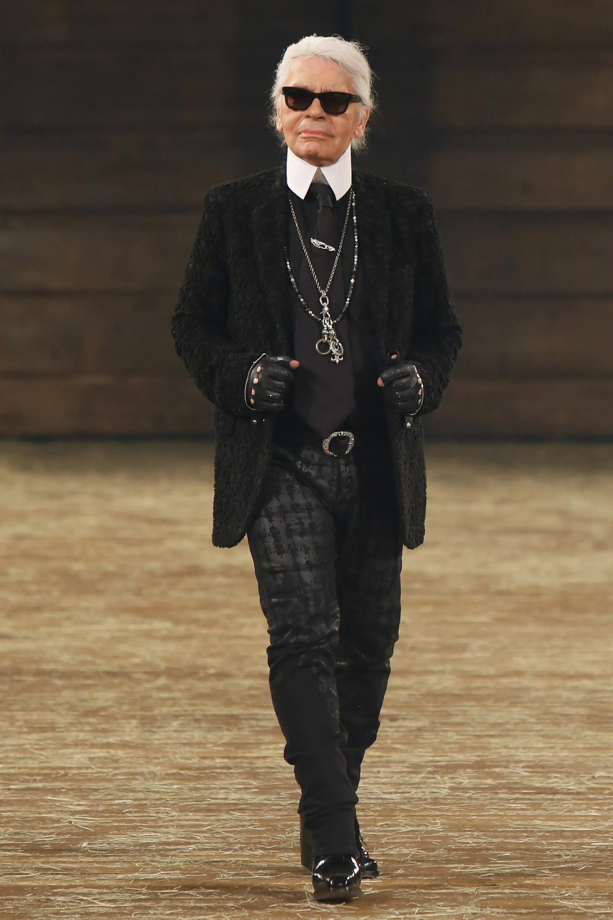Karl lagerfeld одежда. Karl lagerfeld коллекция. Karl lagerfeld chanel. Karl lagerfeld коллекция. Лагерфельд.