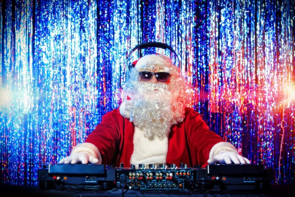 дед мороз диджей. дед мороз диджей. новогодняя дискотека. новый год дискотека. новогодняя дискотека.