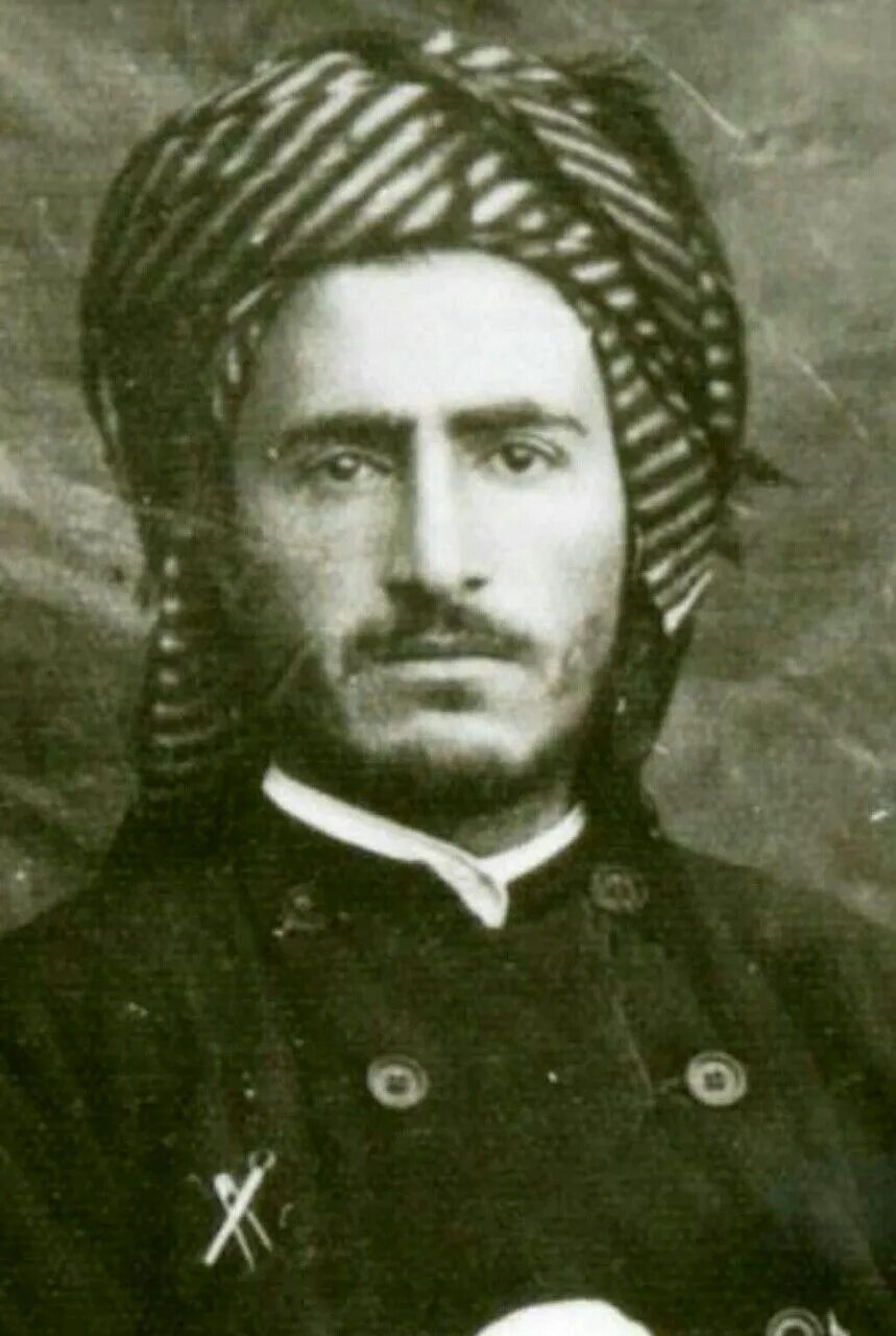 Кази Мухаммед. Кази Мухаммед курд. Гази-Мухаммад портрет. Гази Мухаммед портрет. Курд алей