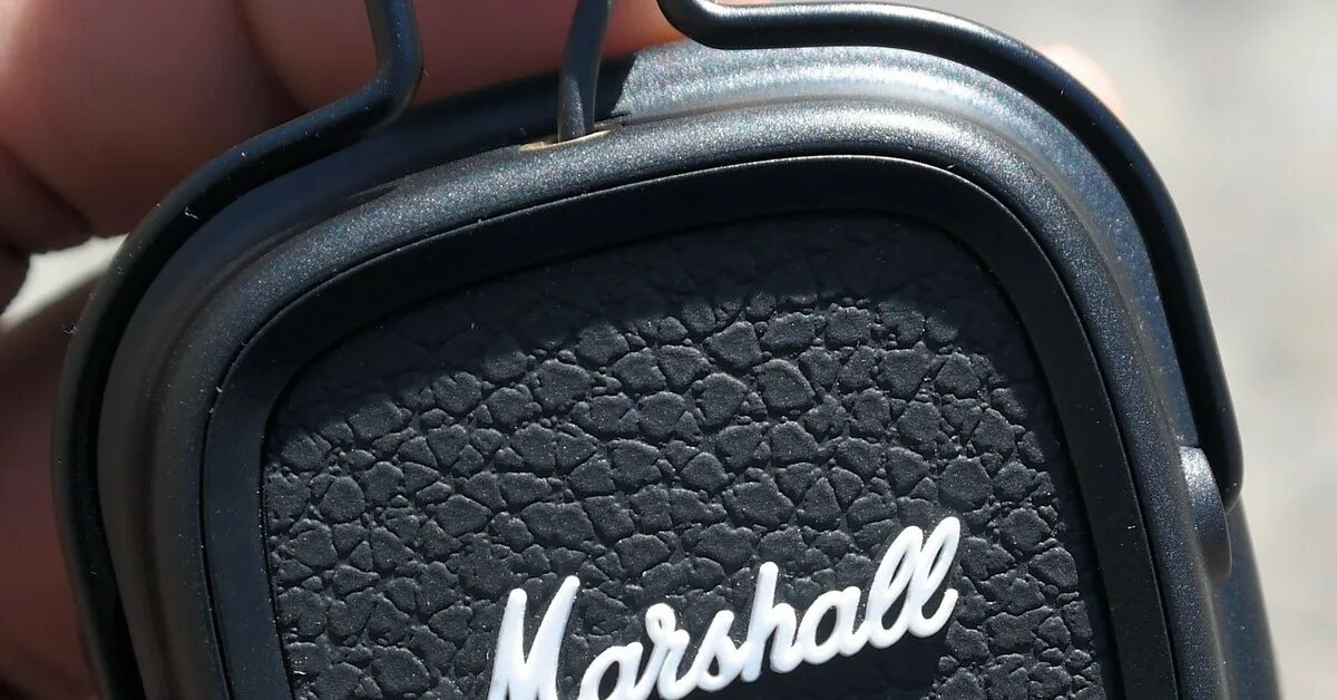 Оригинальность marshall major 4. Marshall Major 3 оригинал. Оригинал наушников Marshall Major. Маршал мажор 2 блютуз.