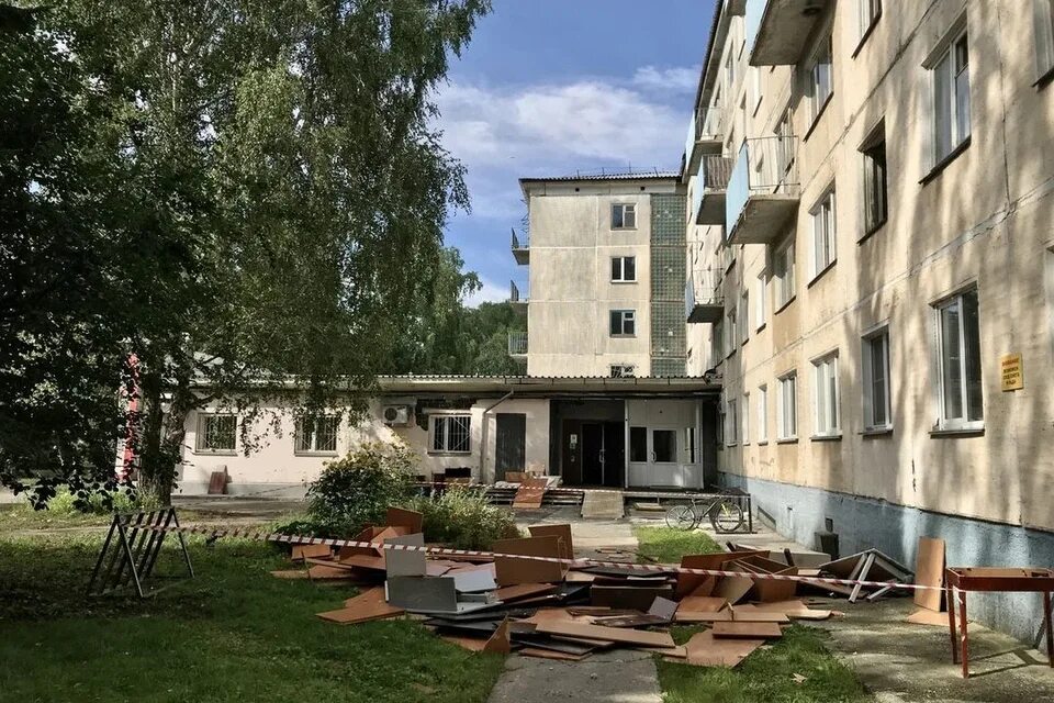 Нгу общежитие 10. Новосибирский государственный университет академгородок общежитие. Нгу новосибирский государственный университет общежитие. Нгу общежитие 8/1. Общежития академгородка.