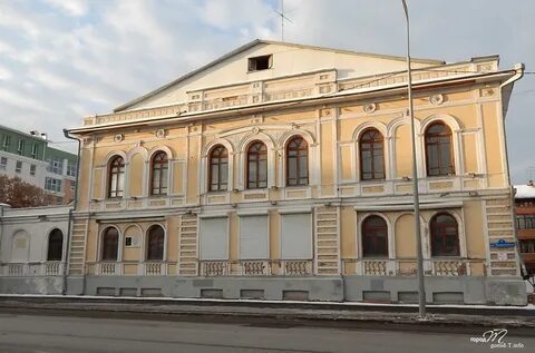 Челюскинцев 8