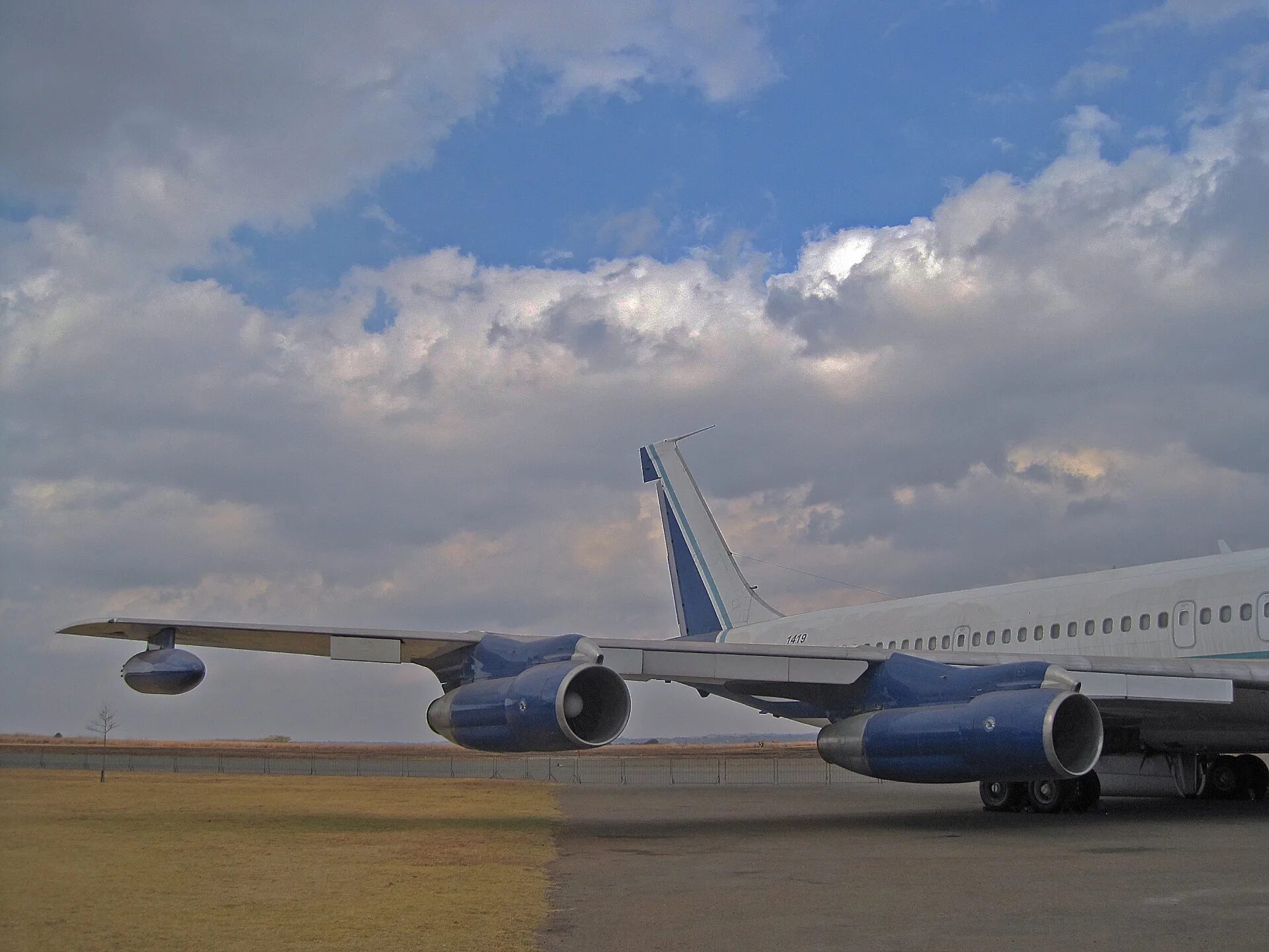 B707. Боинг 707 фото. Боинг 707 фото самолета