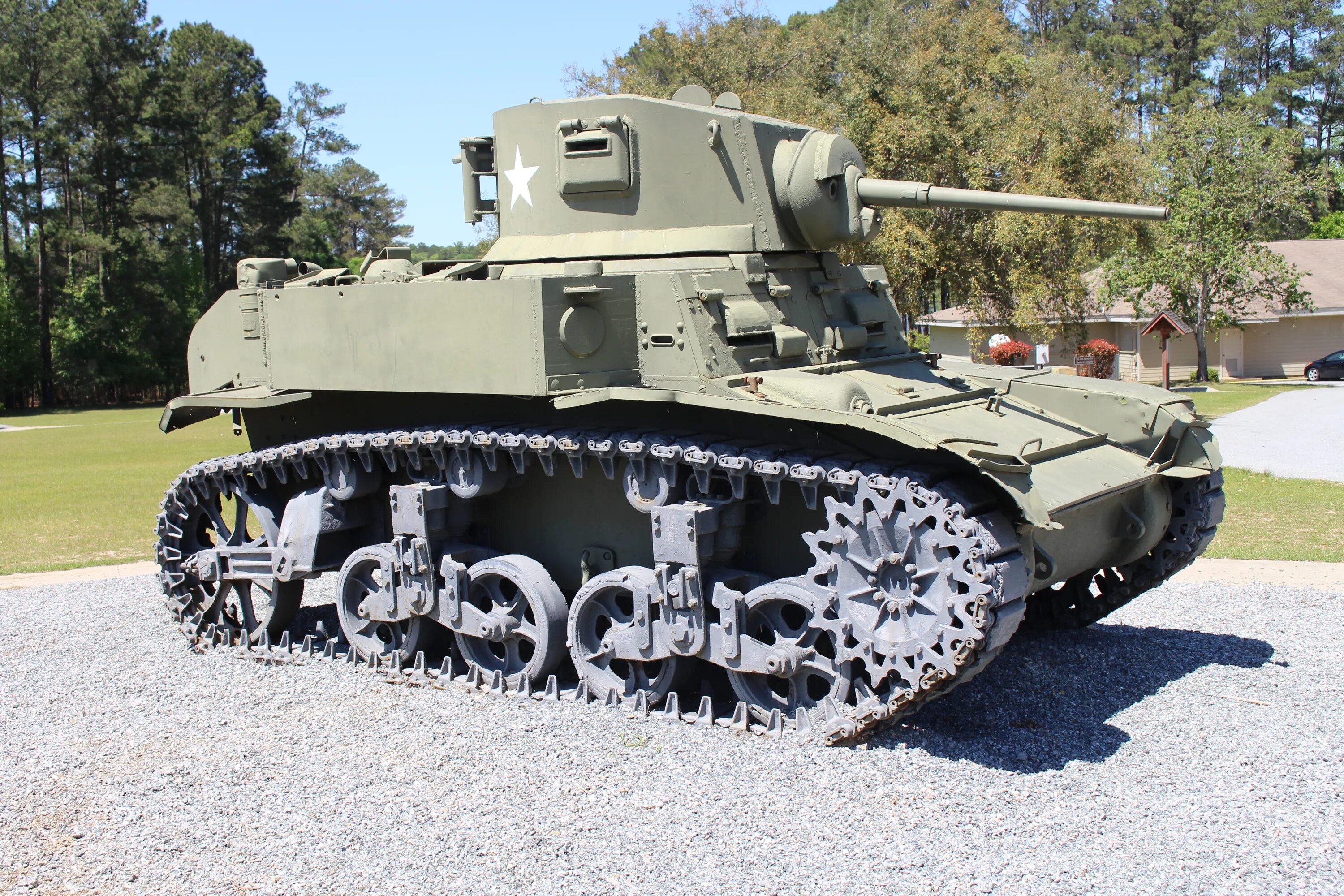 Сколько стоит американский танк. M3 Stuart. Легкий танк m1 Combat car. M3a1 Stuart. Танк генерал Стюарт.