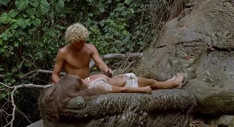 Brooke shields blue lagoon naked.