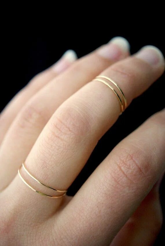 Кольца забей. Необычные тонкие кольца. stackable rings. колечки укладка. сет из тонких колец.