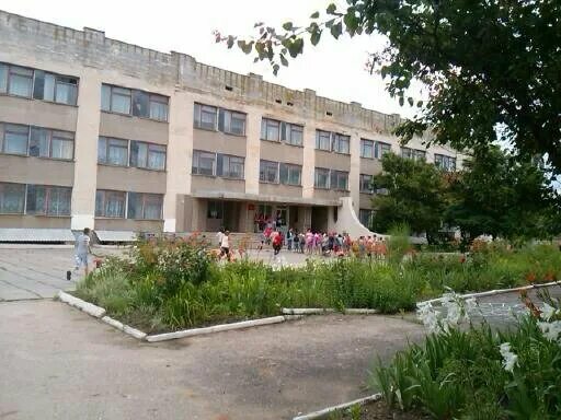 22 школа шымкент. гагарина школа 4 г фролово. школы ул гагарина. гимназия 75 казань. школа 5 тамбов.