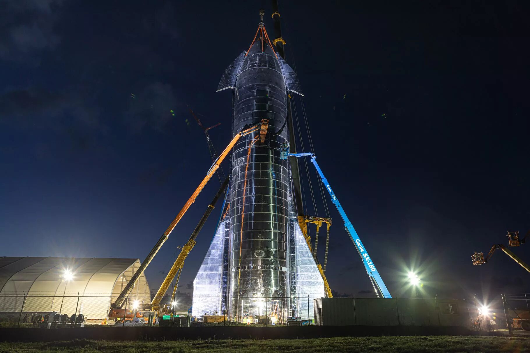 Starship маск. Илон Маск космический корабль. Корабль Starship SPACEX. Старшип Илон Маск.