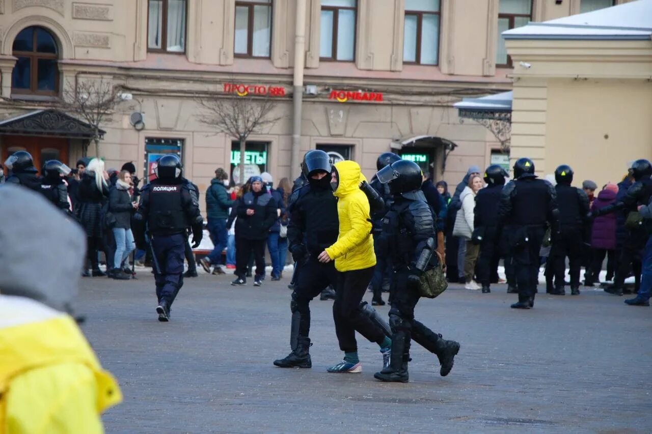 Нового творится. Несанкционированные акции. Митинг 31 января 2021 Санкт Петербург Навальный. Митинг декабрь 2021 СПБ.