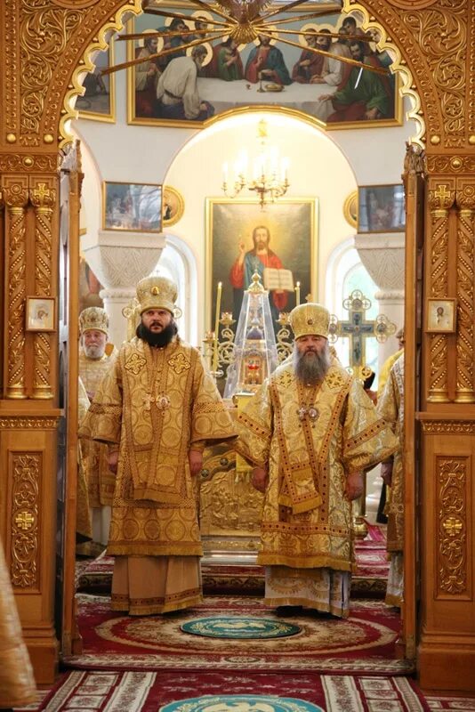 монастырь на карповке священники. крещение в иоанновском монастыре. иоанновский монастырь расписание богослужений в санкт петербурге. пасхальное богослужение храм иоанна кронштадтского. феогност (гузиков).