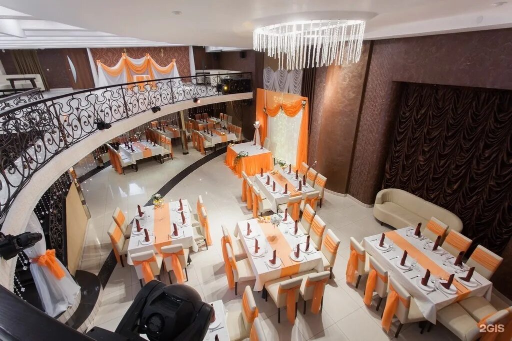 Эстель банкетный зал. Астон репин парк. Кафе эстель екатеринбург на пехотинцев. Жк стрелки екатеринбург застройщик. Жк эстель екатеринбург.