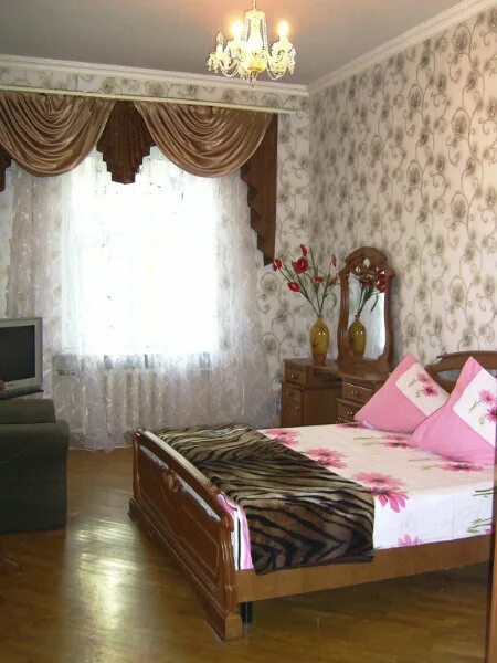 Однокомнатная квартира в саранске снять без посредников. Волгоградская 85 саранск. сутчние квартира в алексини. суточные квартиры саранск. мосальская квартира сутки.