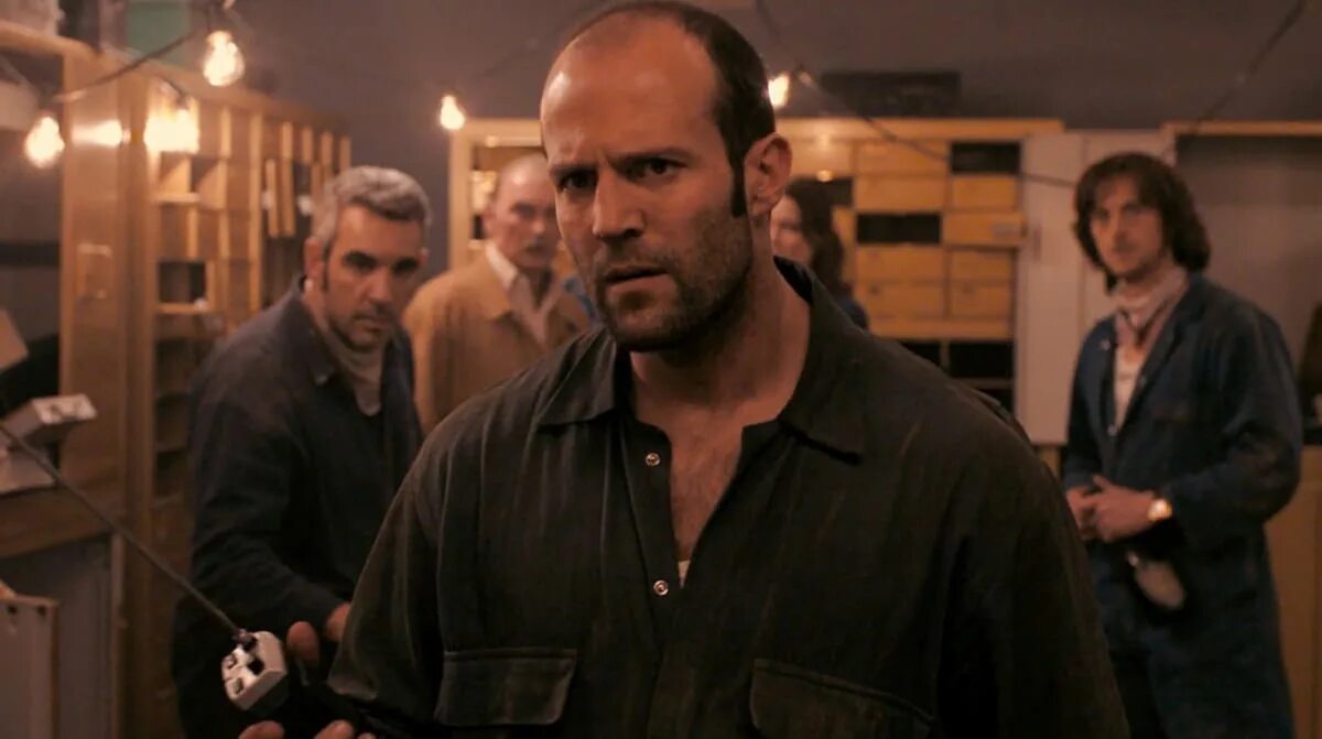 Ограбление: код 211 фильм 2018 кадры. Ограбление банка. На грани джейми белл. 211 фильм николас кейдж. Не пойман – не вор фильм 2006.