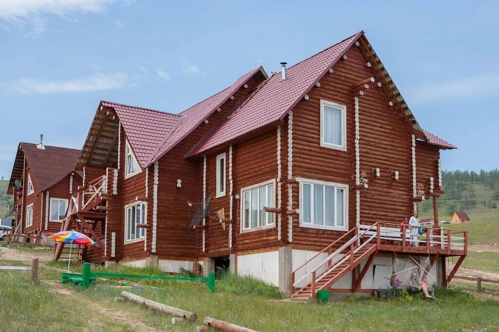 Иркутск улица грязнова вид иерусалимскую гору. Мамай иркутск гора домики. Дом на горе иркутск. Байкал стори иркутск гостиница. Дом купцов шастиных кружевной дом иркутск.