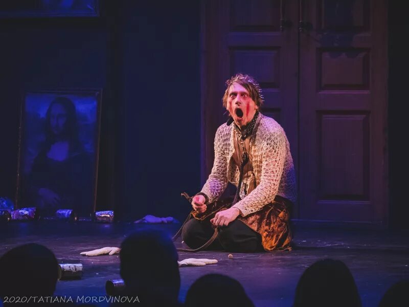 Гамлет коляда екатеринбург. Коляда театр актер хабибулин. Коляда гамлет. Гамлет коляда театр. Гамлет коляда екатеринбург.