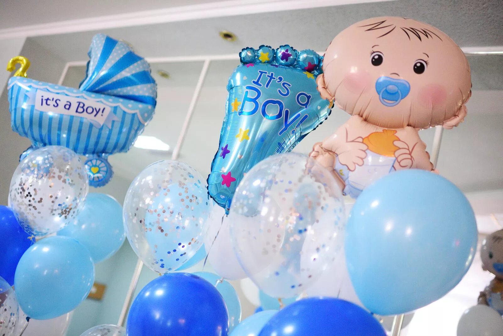 украшение на выписку из роддома. встреча из роддома празднично. встреча с роддома шары. встреча с роддома. выписка из роддома идеи для встречи.