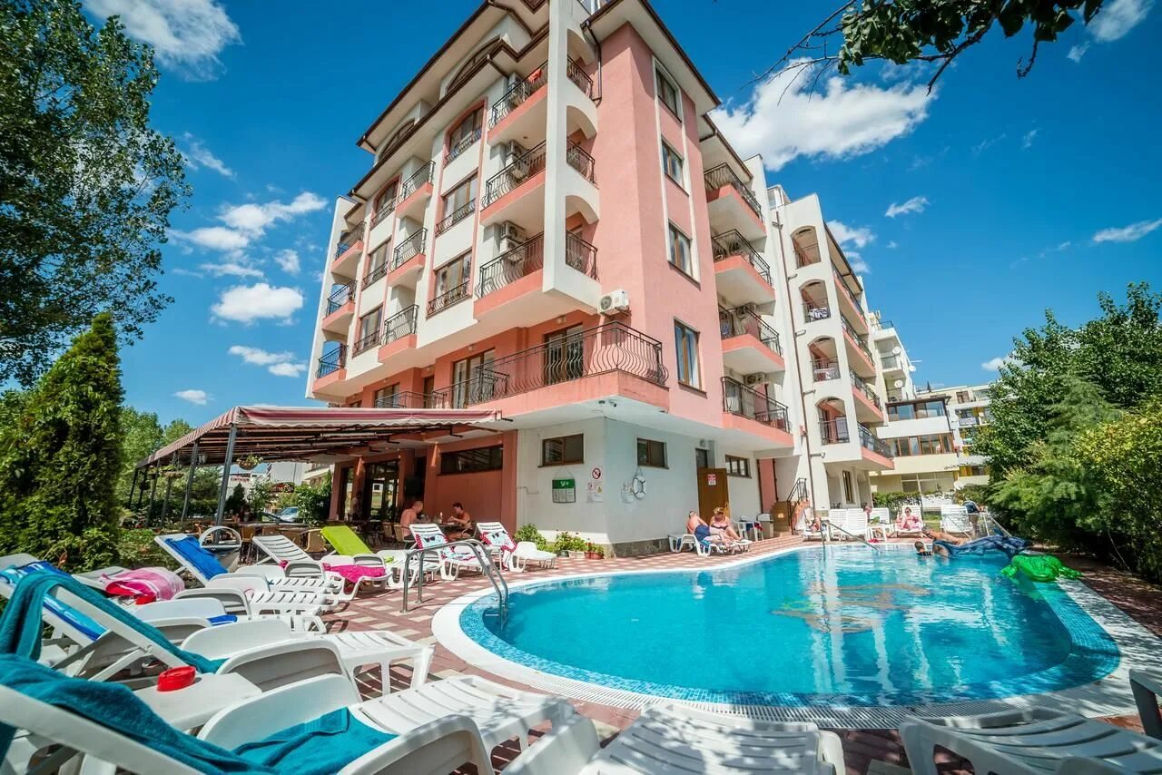 Виктория палас болгария солнечный берег. Солнечный берег болгария отели. Санни бич болгария. Oteli чайка болгария. Болгария бургас солнечный берег.