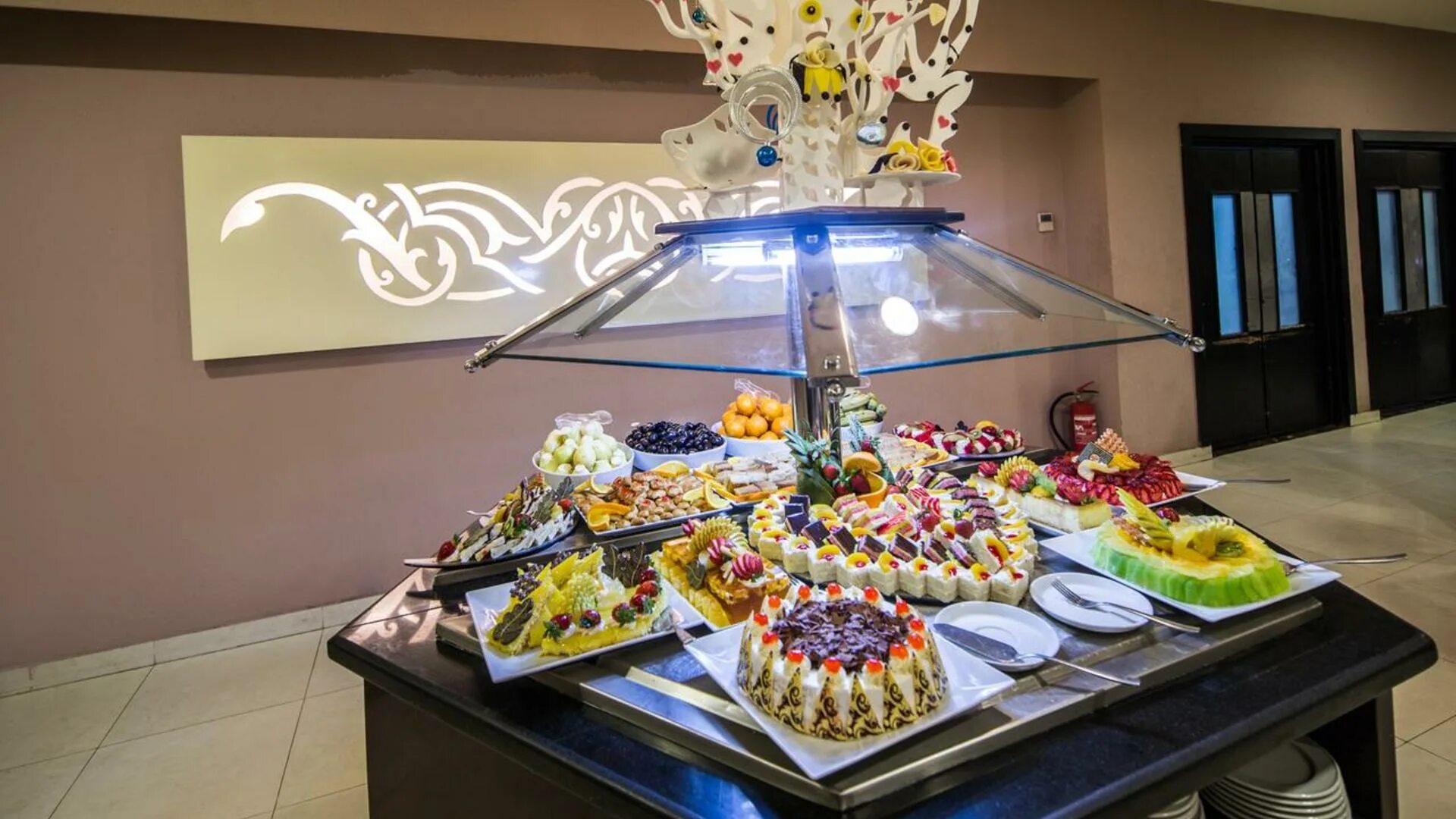 Отель galeri resort 5*. Отель nubia aqua beach resort 5*. Grand resort hurghada 5 египет хургада. Gloria serenity resort villa garden. Библио резорт.