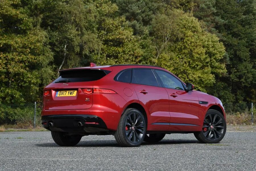 F pace 2016. Ягуар f-pace престиж. ягуар f pace сзади. ягуар ф пейс 2025 30t. jaguar f-pace 30.