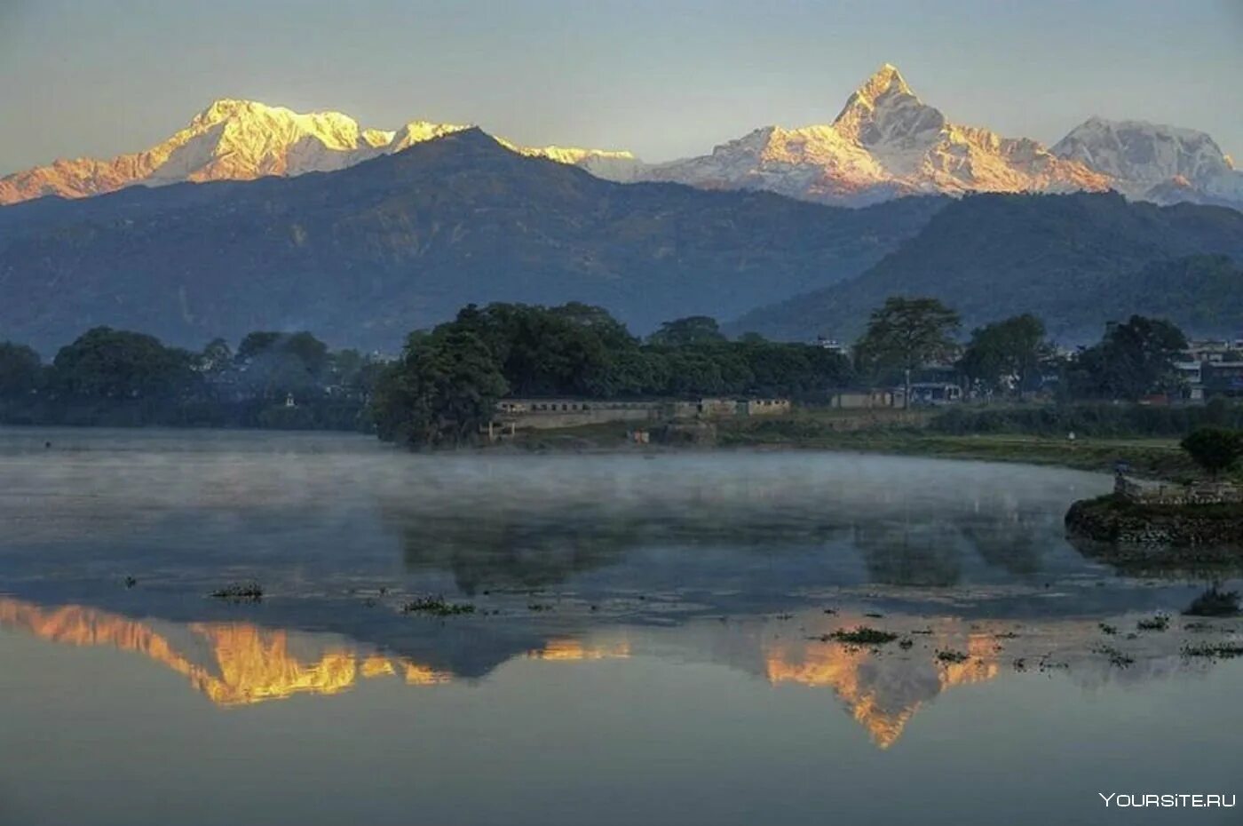 Малайзия непал. Национальный парк Аннапурны Непал. Непал Покхара Гималаи. Покхара Непал озеро. Катманду Непал горы.