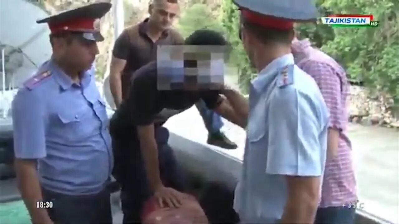 Таджик подросток. Избил человека Таджикистан фото.