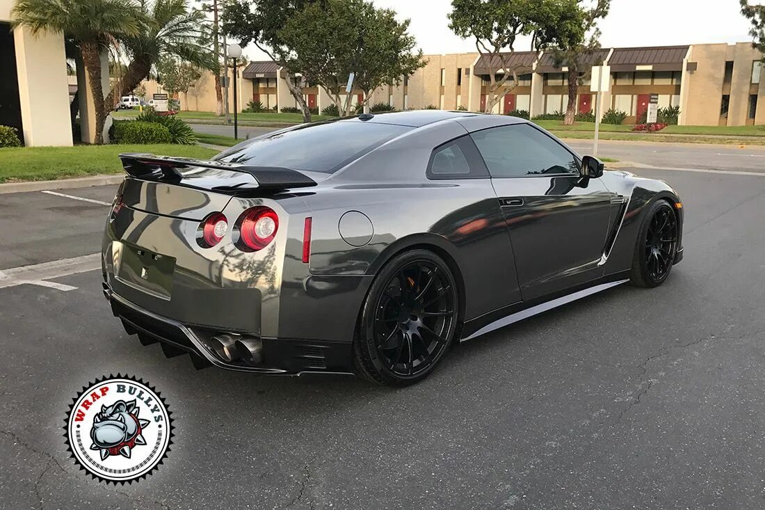 Nissan GTR r35 в пленке. Nissan GTR Chrome. Nissan GTR r35 Wrap. Nissan GTR чёрный хром