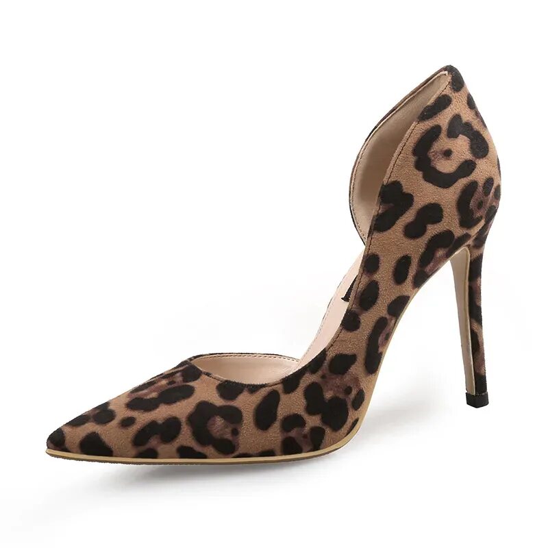 Steve madden слипоны леопардовые. Туфли женские леопардовые. Леопардовые мокасины. Обувь под леопарда. Леопардовые ботинки uterque.