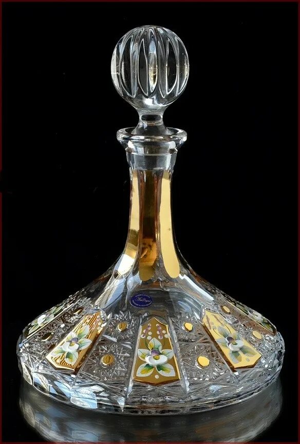 Графины crystal bohemia. Декантер кристалл богемия. графины богемия хрустальные. графин хрусталь богемия чехия. декантер богемия хрусталь.