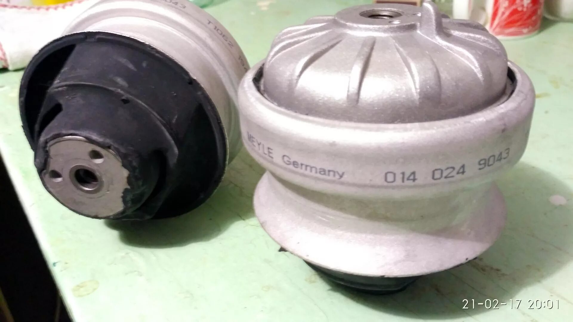 подушка кпп форд фокус 2 2. подушка коробки передач юджин3193005000. мерседес 124 опора двигателя. подушка двигателя мерседес 124 2. 124 подушка.