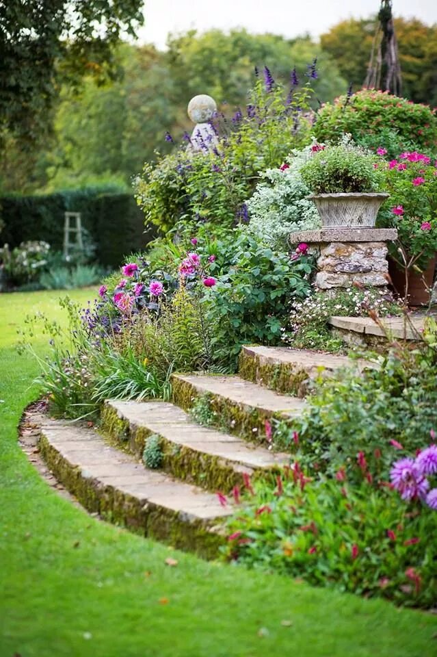 花 階 段 - Google 検 索 Italian garden ideas, Diy plants, Flower garden