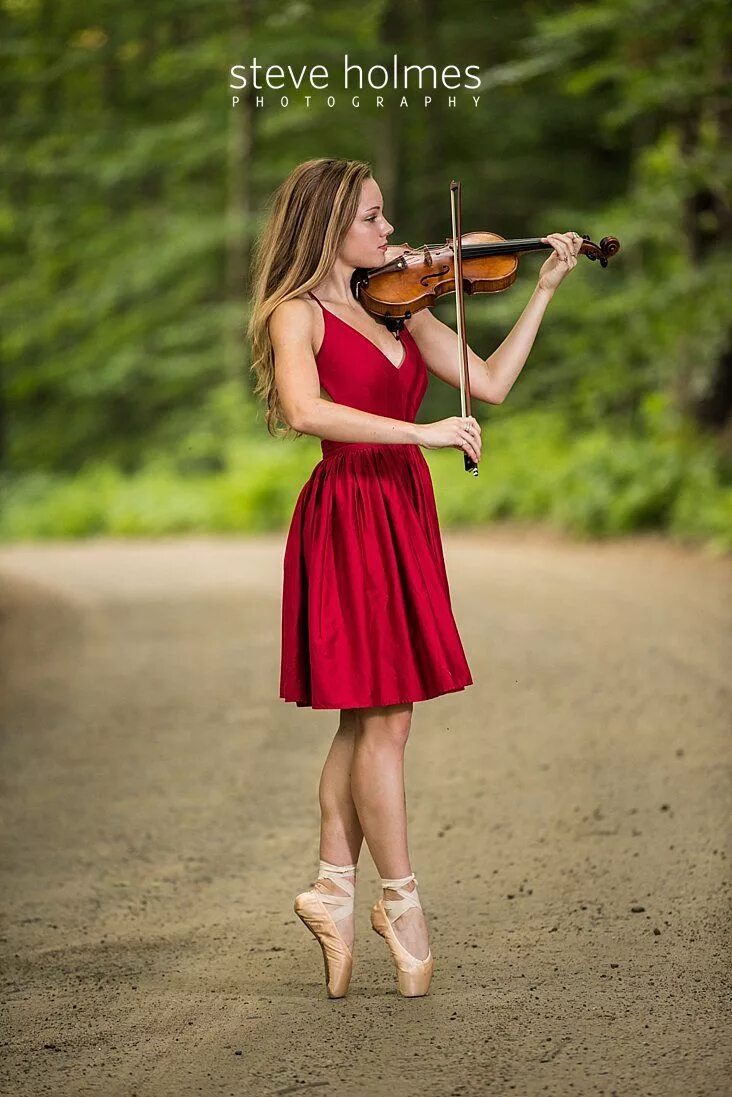 Violin dancing. Миа Асано скрипачка.