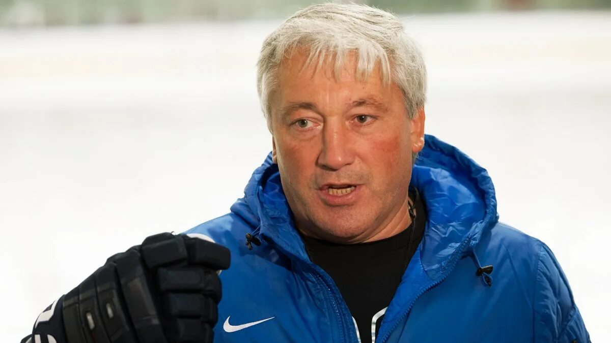 Кравец тренер хоккей. Буцаев тренер витязя. Буцаев витязь. Главный тренер витязя. Кравец тренер хоккей авангард.