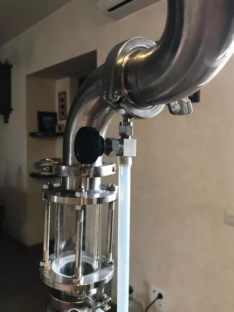 чертеж узла отбора хвостов. схема подключения бражной колонны к водопроводу с узлом отбора. схема дефлегматора самогонного аппарата. схема подключения ректификационной колонны с узлом отбора. ректификационная колонна, самогонный дистиллятор.