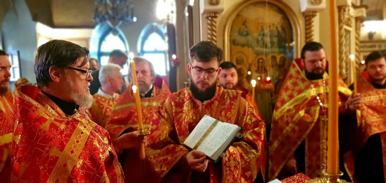 Никольское отцы. Никольская Церковь Зеленоград батюшка. Никольский храм Зеленоград отец Иосиф.