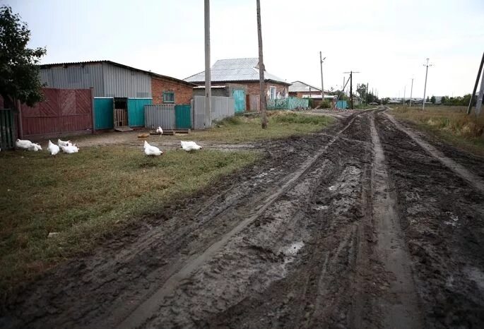 Погода в омской области на день. Село Атирка Омской области. Омская обл Тарский район с Атирка. Проселочные дороги Омской области. Ляпуновка в Омской области.