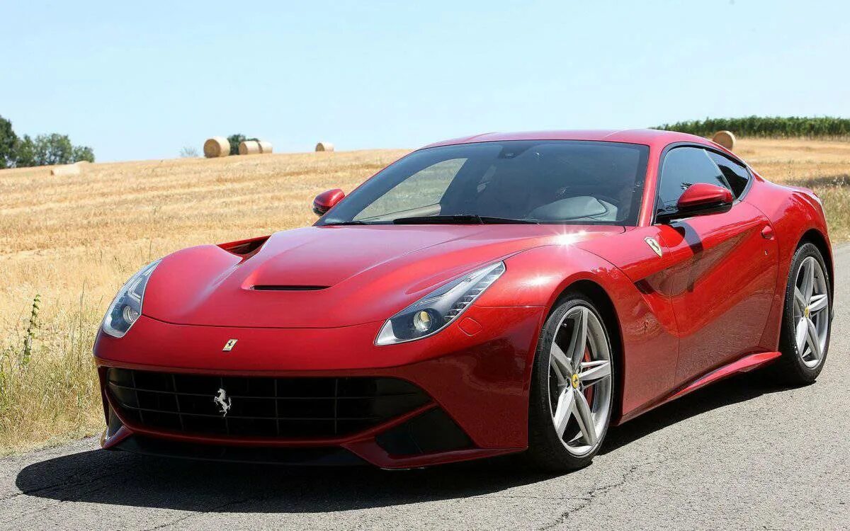 Фотографии машин. F12 Berlinetta. Ferrari f12 2016. Ferrari f12 Berlinetta кабриолет. Феррари ф400.