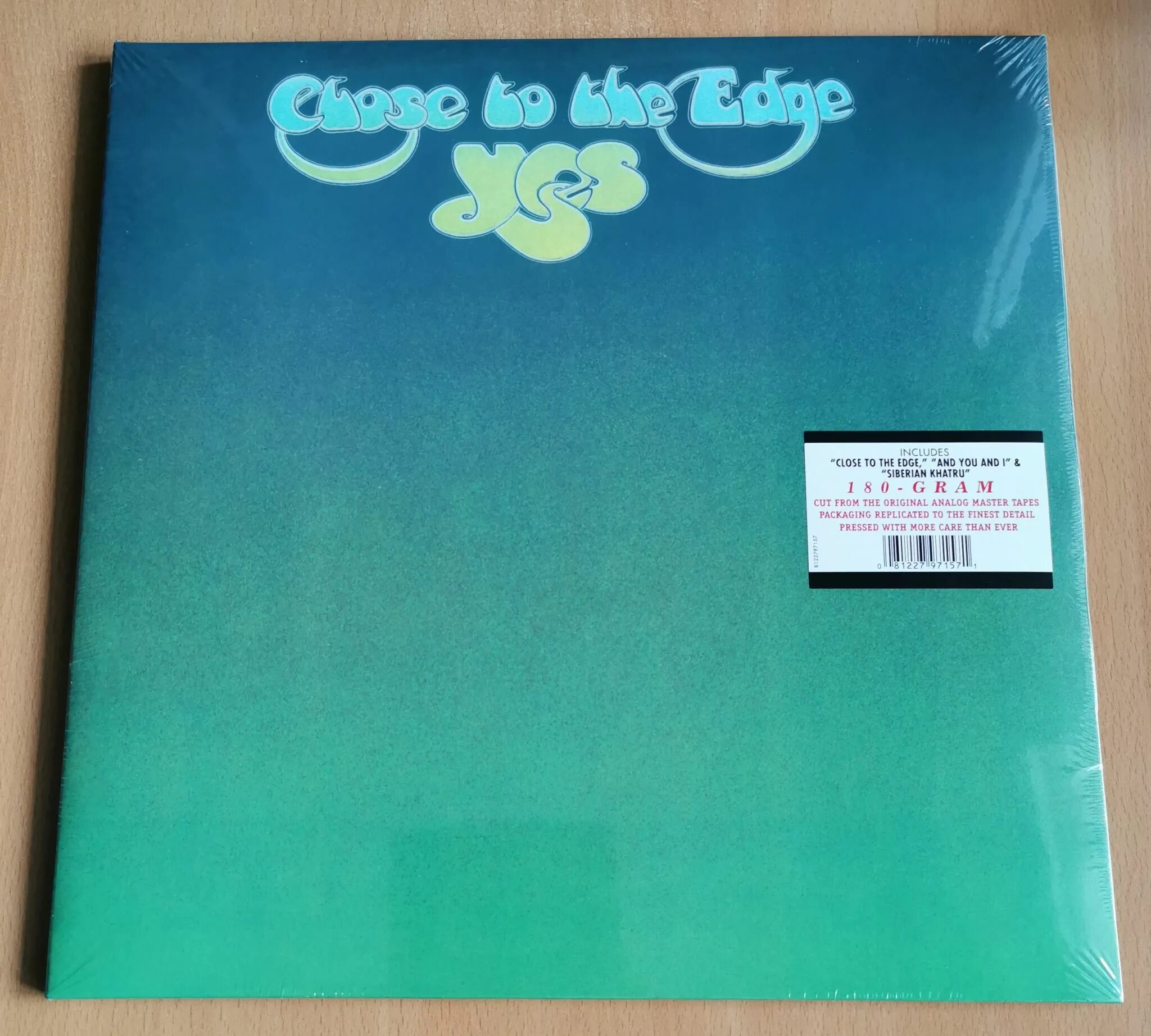 Back to the edge. Close to the edge. yes close to the edge 1972. yes обложки альбомов. yes &quot;close to the edge&quot;.